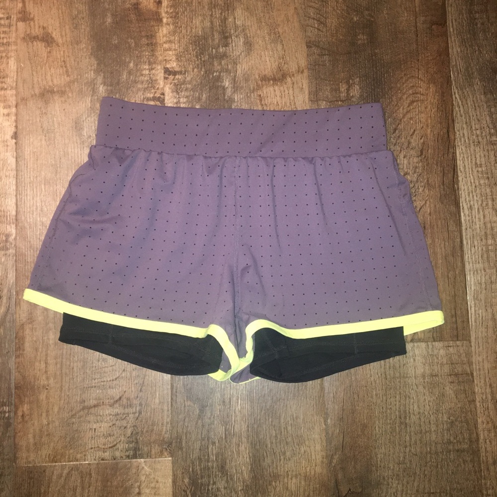 Fabletics shorts w/ spandex liner